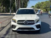 Mercedes-Benz GLB 200 4MATIC 2.0L 2021 - Xe SUV cao cấp, nội thất đen sang trọng
