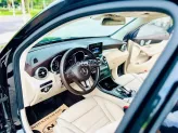 Mercedes-Benz GLC 300 4Matic 2017 - Đen sang trọng lịch lãm