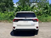 Ford Everest Titanium 2.0 AT 4x2 2022 - Ford Everest Titanium 2.0 AT 4x2 2022