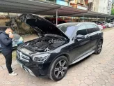 Mercedes-Benz GLC 200 4Matic 2021 - Xe đẹp màu đen, nội thất đen, đi 7000 km