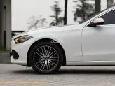 Mercedes-Benz C200 Avantgarde Plus 2023 - Bảo hành chính hãng, siêu lướt 2000 km
