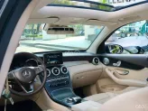 Mercedes-Benz GLC 300 4Matic 2017 - Màu đen, nội thất kem - Một chủ từ đầu