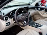 Mercedes-Benz GLC 300 4Matic 2017 - Màu đen, nội thất kem - Một chủ từ đầu