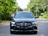 Mercedes-Benz GLC 300 4Matic 2017 - Màu đen, nội thất kem - Một chủ từ đầu