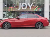 Mercedes-Benz C300 AMG 2019 - Km tiểu học