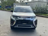 Mitsubishi Outlander 2.0 CVT 2021 - Xe 7 chỗ rộng rãi, siêu lướt