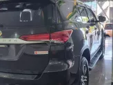 Toyota Fortuner 2.4 MT 4x2 2018 - Số sàn, máy dầu