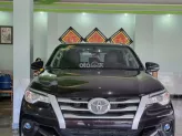Toyota Fortuner 2.4 MT 4x2 2018 - Số sàn, máy dầu