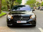 Mercedes-Benz C300 AMG 2020 - Black Edition cực ngầu