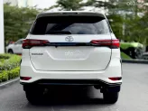 Toyota Fortuner 2.4 AT 4x2 Legender 2021 - Odo 7v km cực đẹp
