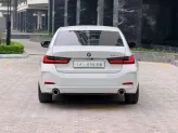 BMW 320i Sport Line 2024 - Xe cực đẹp, màu trắng nội thất đen