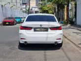 BMW 320i Sport Line 2025 - 6.000 km