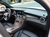 Mercedes-Benz GLC 200 4Matic 2021 - Phiên bản 4Matic dẫn động 4 bánh mạnh mẽ