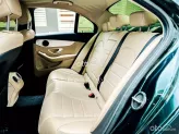 Mercedes-Benz C180 AMG 2020 - Mẫu xe đẳng cấp với nội thất sang trọng
