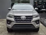 Toyota Fortuner 2024 - Xe nhà chạy kỹ