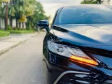 Toyota Camry 2.0Q 2022 - Odo thấp, xe còn như mới