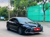 Toyota Camry 2.0Q 2022 - Odo thấp, xe còn như mới