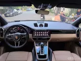 Porsche Cayenne Phiên bản khác 2022 - SUV sang trọng với nội thất kem độc đáo