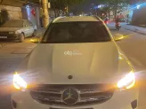 Mercedes-Benz GLC 200 4Matic 2021 - Xe màu trắng, nội thất kem sang trọng