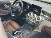 Mercedes-Benz GLC 300 4Matic 2016 - SUV cao cấp với nội thất da nâu đẳng cấp