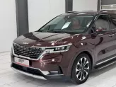 Kia Carnival 2.2D Signature 2022 - Odo 35.000km