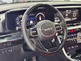 Kia Carnival 2.2D Signature 2022 - Odo 35.000km