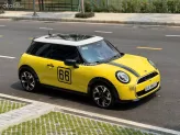 Mini Cooper S 3 cửa 2024 - Màu vàng nổi bật, nội thất xanh độc đáo