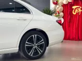 Mercedes-Benz E180 V1 2022 - Mercedes E180 V1 2022 lướt nhẹ cực đẹp