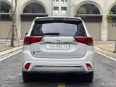 Mitsubishi Outlander 2.0 CVT 2023 - Xe đẹp bảo dưỡng hãng đầy đủ