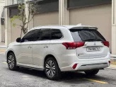 Mitsubishi Outlander 2.0 CVT 2023 - Xe đẹp bảo dưỡng hãng đầy đủ