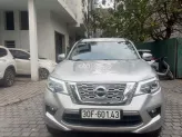 Nissan Terra 2018 - Xe đẹp màu bạc