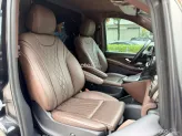 Mercedes-Benz V250 Luxury 2022 - Xe màu đen nội thất nâu