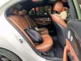 Mercedes-Benz E300 AMG 2020 - Xe trắng nội thất nâu