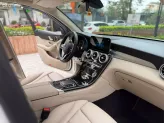 Mercedes-Benz GLC 200 4Matic 2021 - Xe màu trắng, nội thất kem sang trọng
