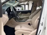 Mercedes-Benz GLC 200 4Matic 2021 - Xe màu trắng, nội thất kem sang trọng