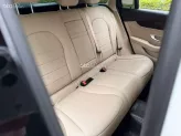 Mercedes-Benz GLC 200 4Matic 2021 - Xe màu trắng, nội thất kem sang trọng