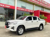 Toyota Hilux 2.4E 4×2 AT 2020 - Bán xe bán tải siêu lướt 1 chủ duy nhất, Zin tuyệt đối