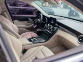 Mercedes-Benz GLC 300 4Matic 2018 - Xe màu xanh, nội thất kem