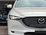 Mazda CX-8 Deluxe 2022 - Xe màu trắng, nội thất đen