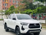 Toyota Hilux 2.4E 4×2 AT 2025 - Xe chất