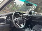 Toyota Hilux 2.4E 4×2 AT 2025 - Xe chất