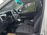 Toyota Hilux 2.4E 4×2 AT 2025 - Xe chất