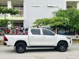 Toyota Hilux 2.4E 4×2 AT 2025 - Xe chất