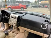 Ford Everest 2011 - Ford Everest 2.6MT nhập khẩu Thái Lan