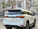 Toyota Fortuner 2.4 AT 4x2 Legender 2021 - Chủ đi giữ gìn, giá tốt thương lượng