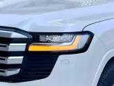Toyota Land Cruiser V6 3.5L TURBO 2023 - Xe màu trắng nội thất kem