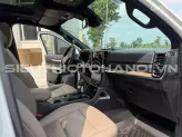 Ford Everest Titanium 2.0 AT 4x2 2023 - Xe zin nguyên bản theo hãng