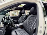Mercedes-Benz GLC 300 4Matic 2020 - Xe màu trắng nội thất đen