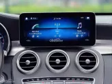 Mercedes-Benz GLC 300 4Matic 2020 - Xe màu trắng nội thất đen