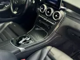 Mercedes-Benz GLC 300 4Matic 2018 - Xe lướt chất lượng như mới với ODO thấp